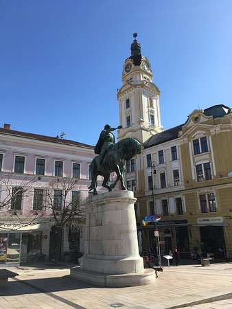 Statue of Hunyadi János
