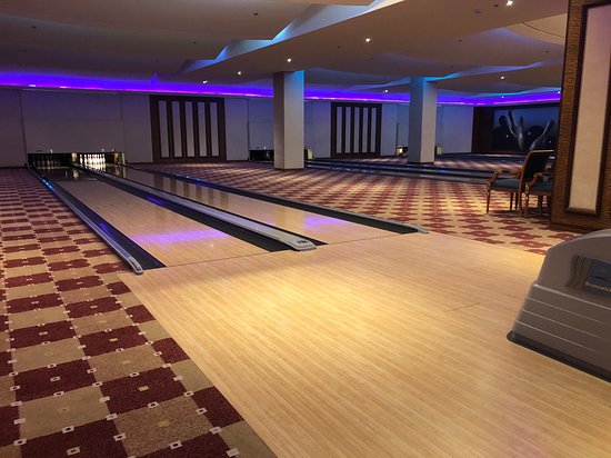 Strike Bowling Alley