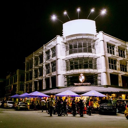 Walnut Bistro