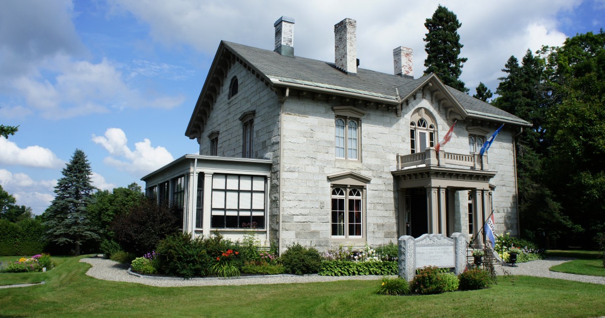 Colby-Curtis Museum