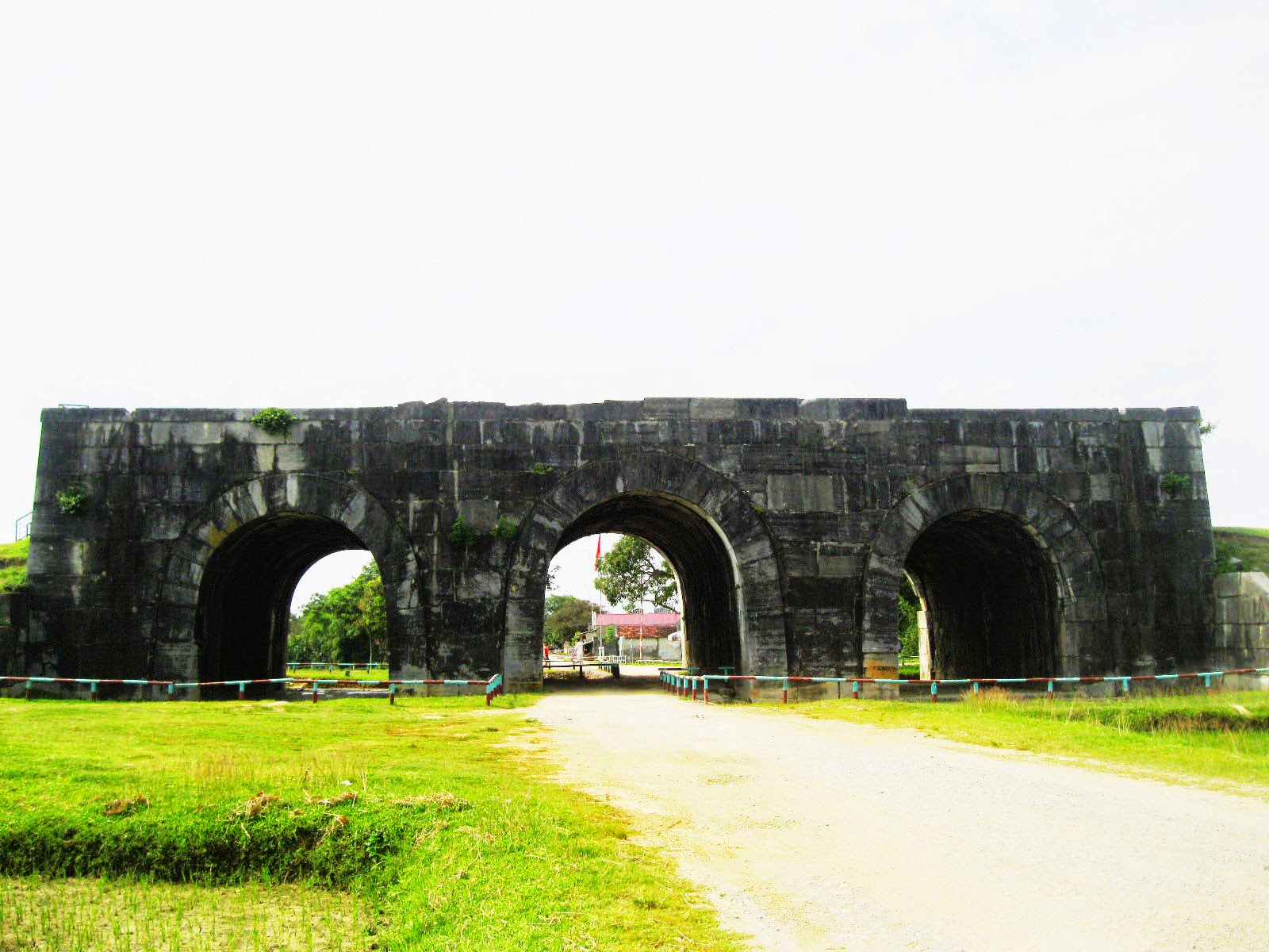 Citadel of the Ho Dynasty (Thanh Nha Ho)
