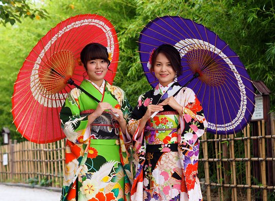 Kimono Rental Asakusa Aiwafuku No.1