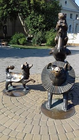 Sculpture Egyptian Pyramid
