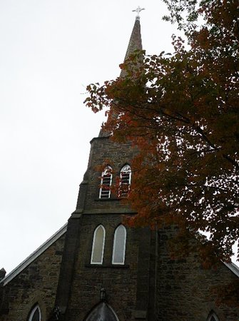 St. George's Anglican Church & Graveyard