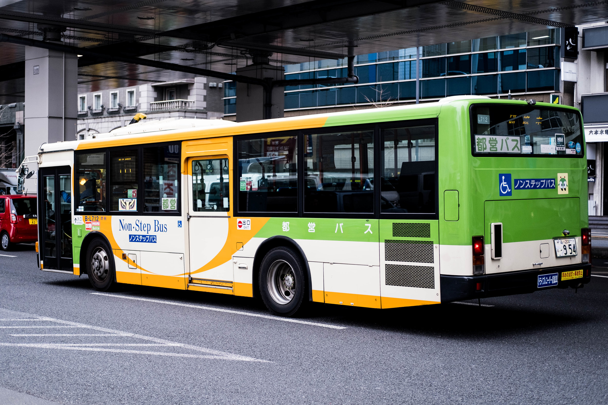 Toei Bus