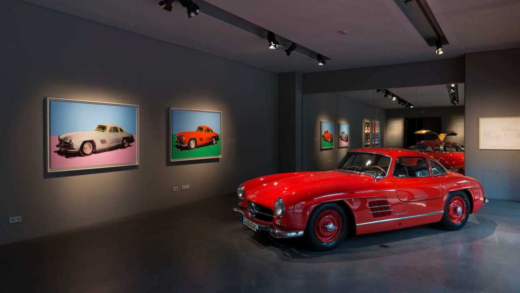 Mac Museum Art & Cars