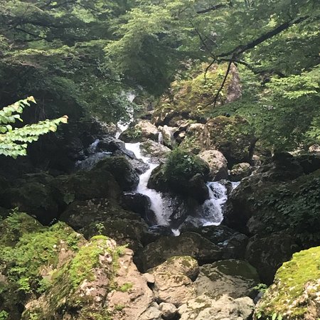 Awakouchi Falls
