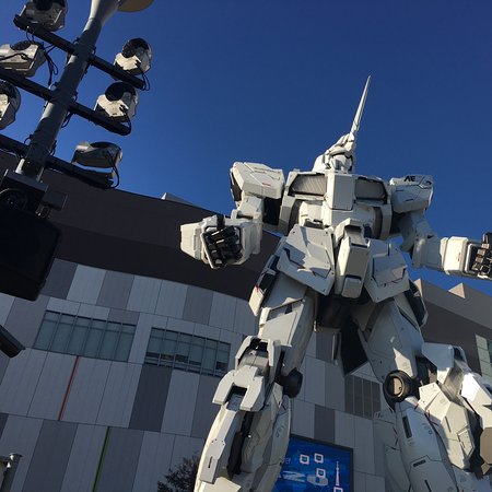 Gundam Statue