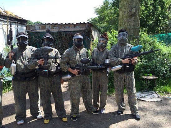 Paintball Bricket Wood