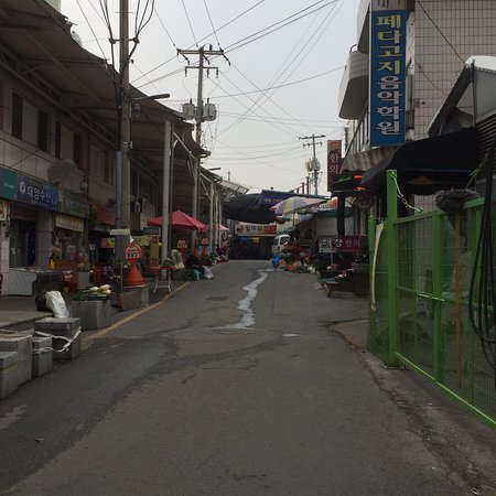 Yeongwol Seobu Market