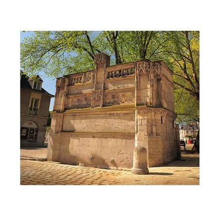 Fontaine Louis XII