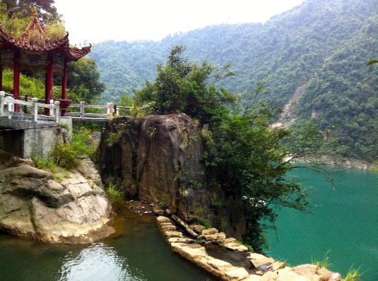 Dongjiang Lake Scenic Area