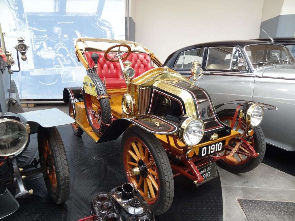 Conservatoire National de Vehicules Historiques