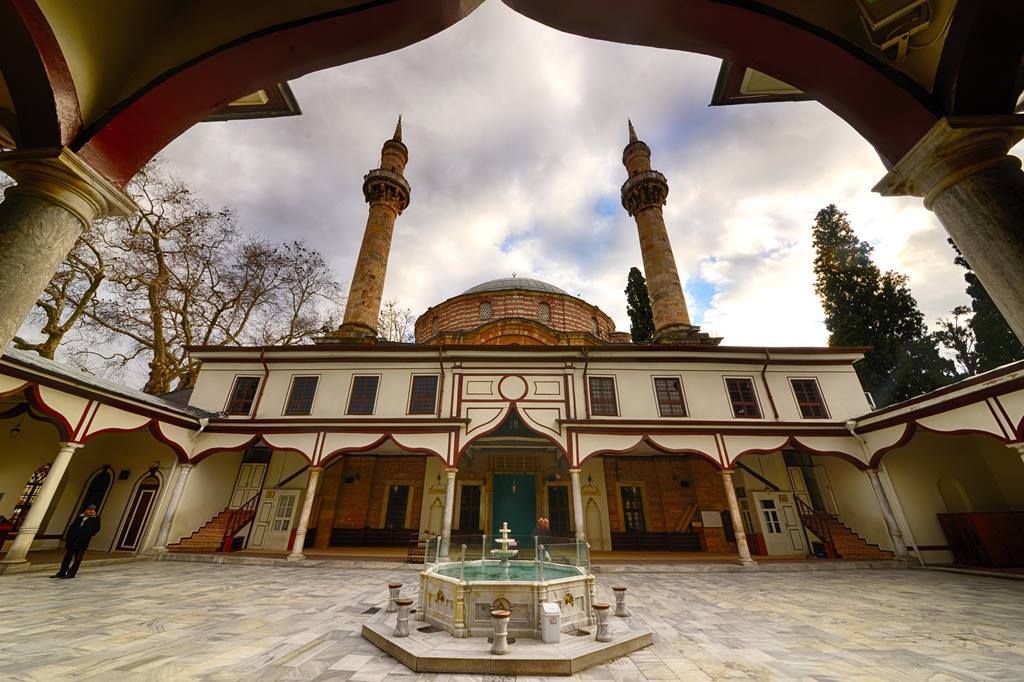 Emir Sultan Camii