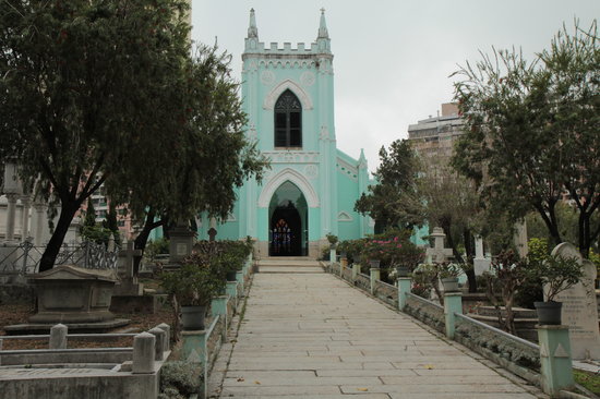 St. Michaels Chapel and Cemetery