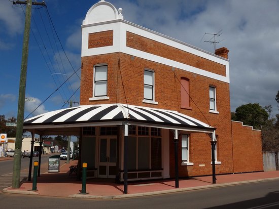 Sargent's Pharmacy