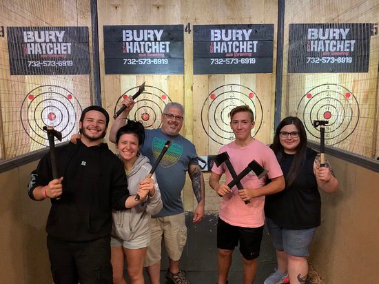 Bury The Hatchet Toms River - Axe Throwing