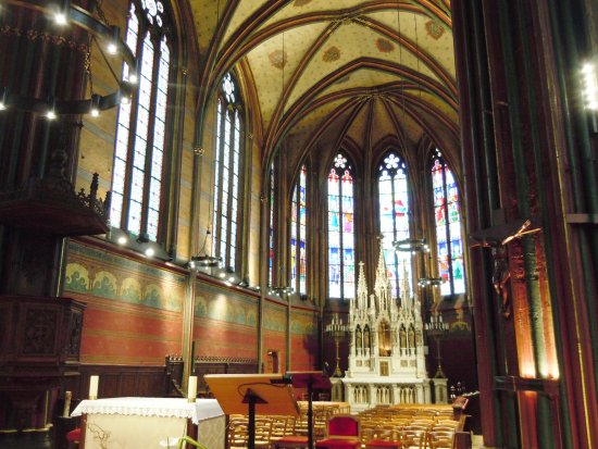 Église Notre-Dame-des-Menus