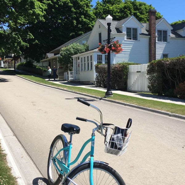 Island House Bike Shop