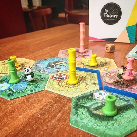 Les Tricheurs - Board Game Pub