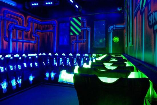 Darkzone Laser Tag