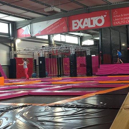 Exalto Lyon Villeurbanne - Multiplexe de loisirs
