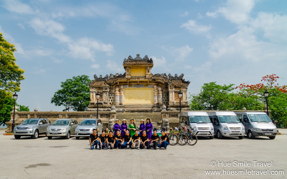 Hue Private Car
