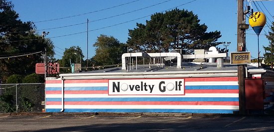 Novelty Golf & Games / Bunny Hutch