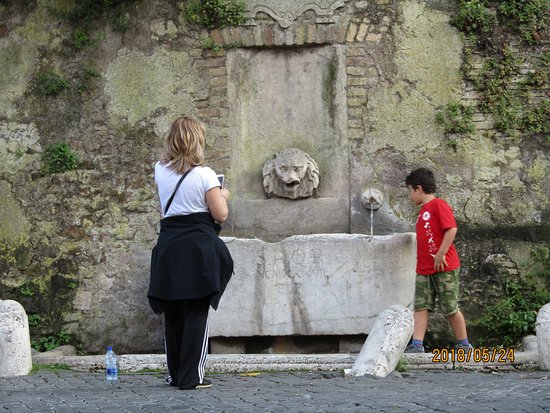 Fontana di Porta San Pancrazio