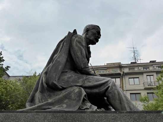 Hviezdoslavov pomník