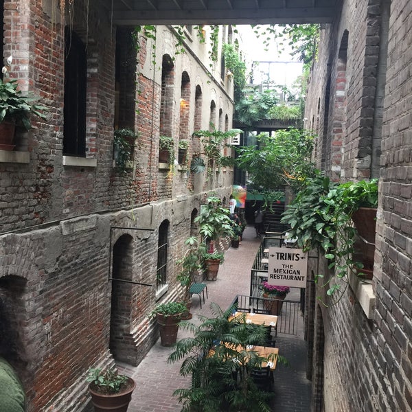 11th Street Gallery