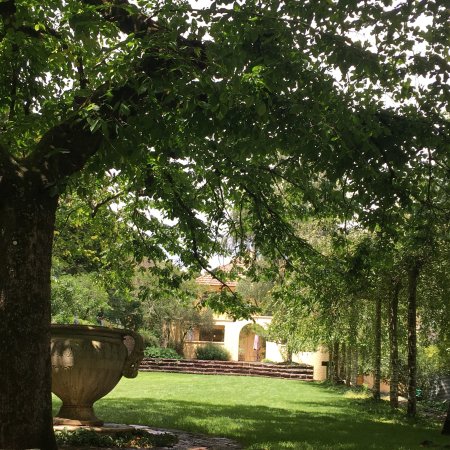 Everglades Historic House and Gardens