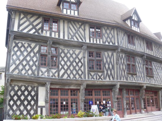 Tourist Office of Chartres