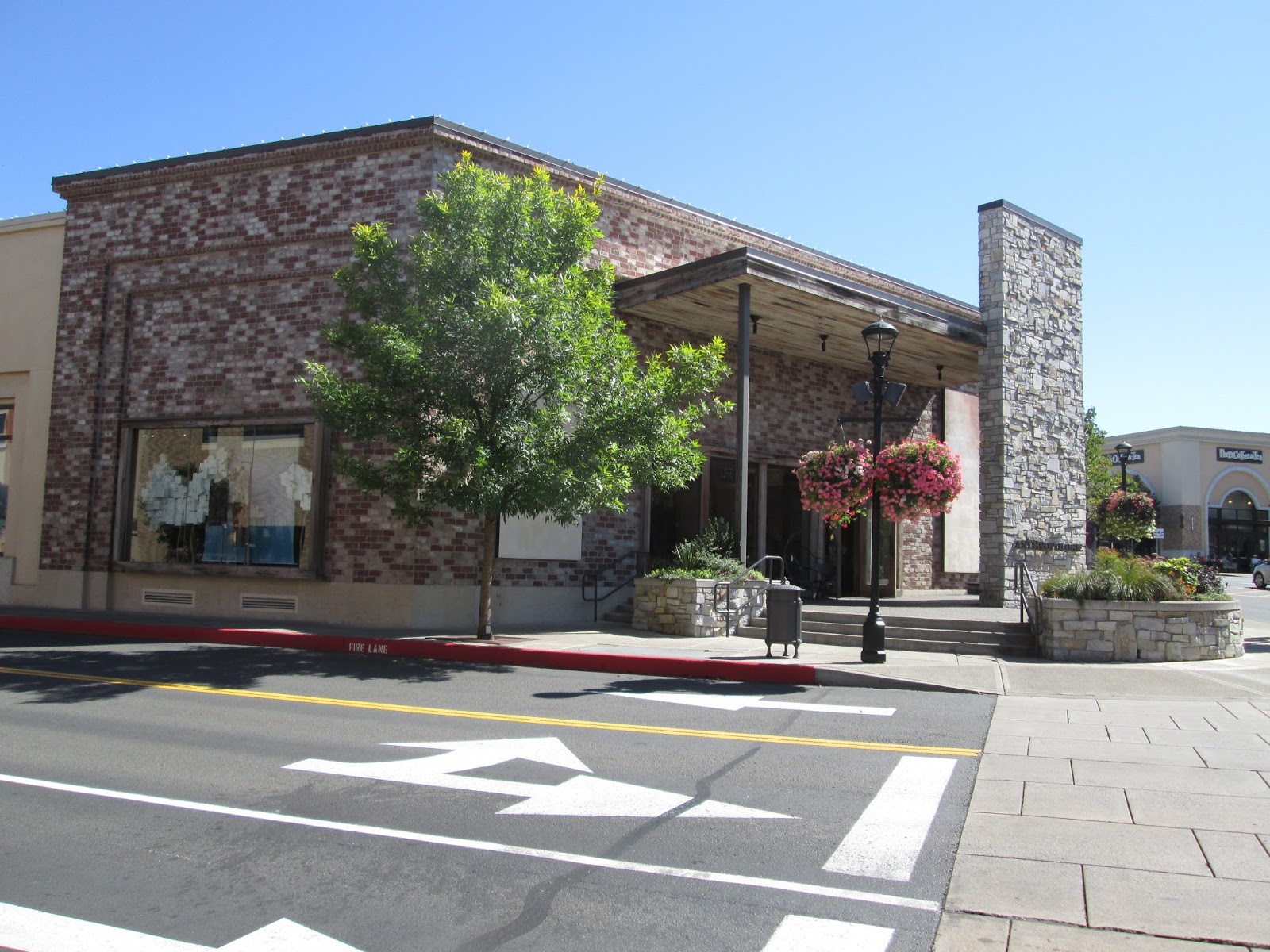 Bridgeport Village