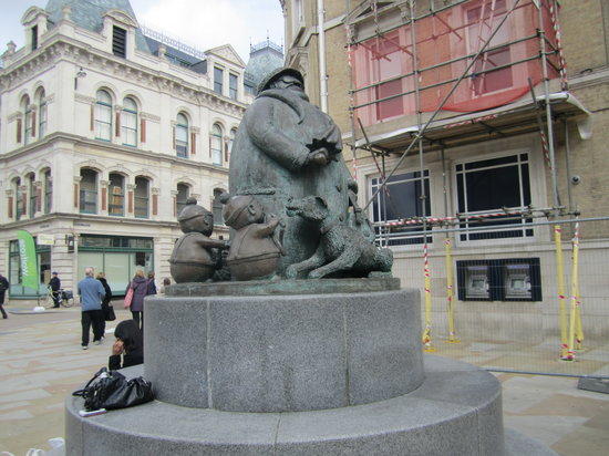 The Giles Statue