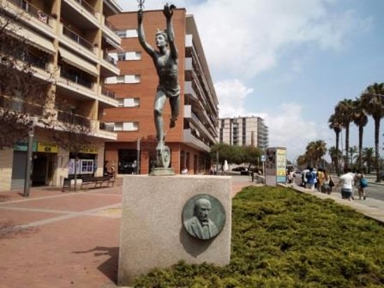 Monumento a Miquel Biada i Bunyol