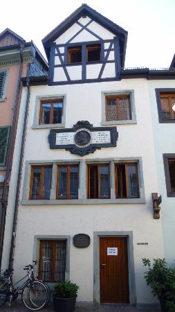 Hus-Haus