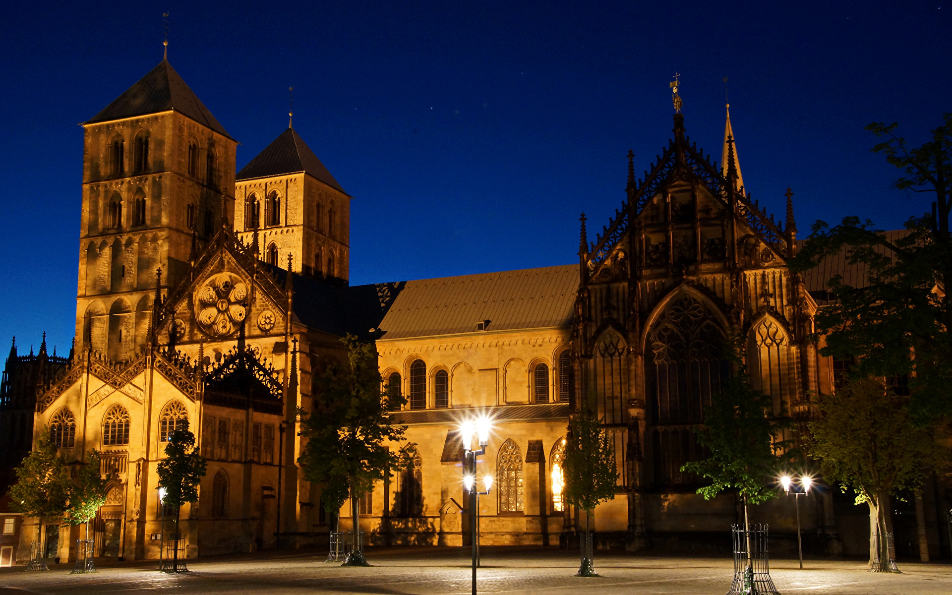 Muenster Cathedral (St. Paulus Dom)