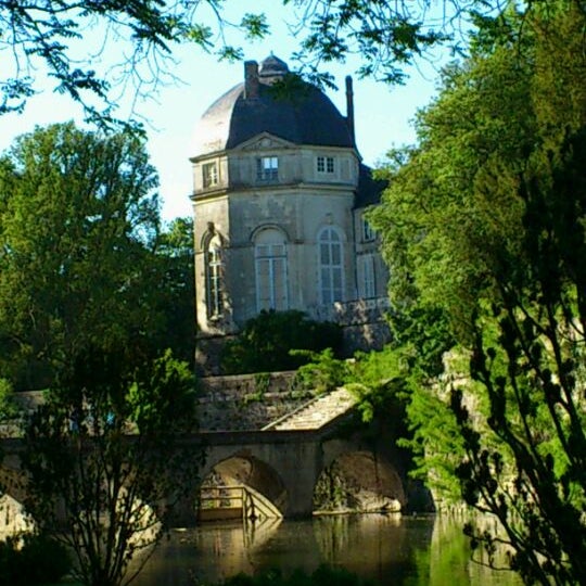 Parc Departemental Du Chateau De Chateauneuf Sur Loire