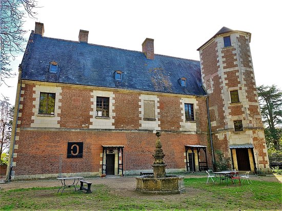 Chateau de Plessis-lez-Tours