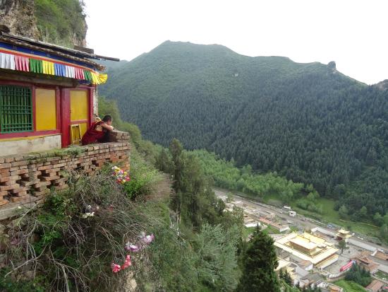 Huzhu Temple