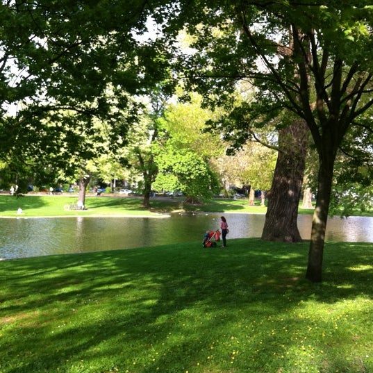 Theodor-Heuss-Park