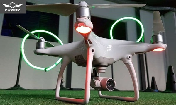 Droneez