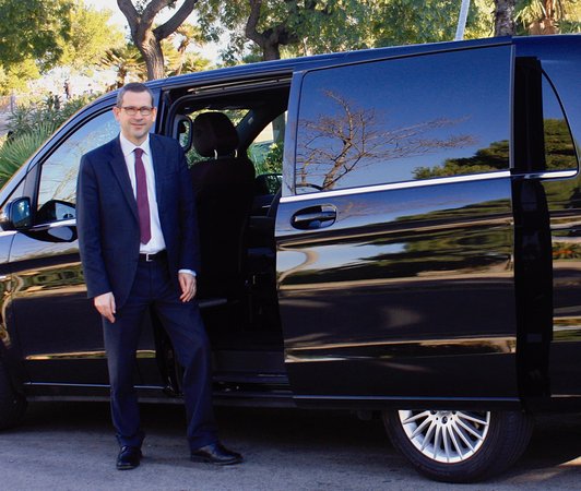 Limo Service Press i Car BCN