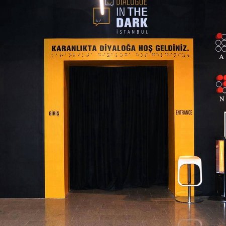 Dialogue in the Dark Istanbul Sergisi