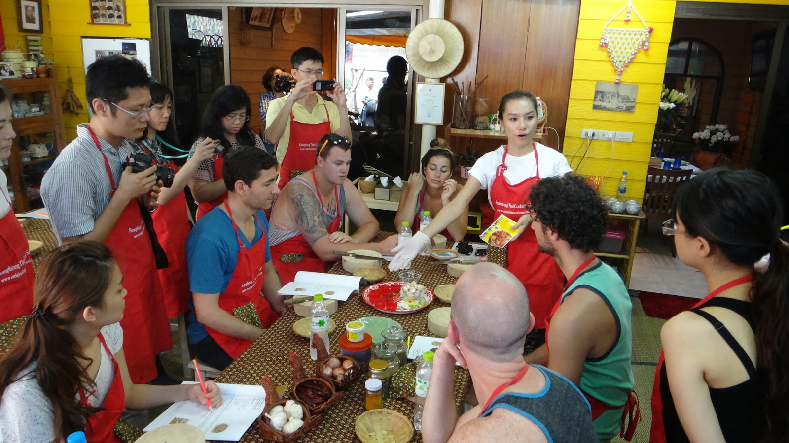 TINGLY Thai cooking school