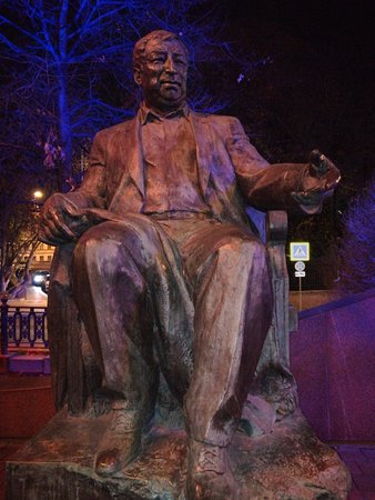 Monument to Rasul Gamzatov