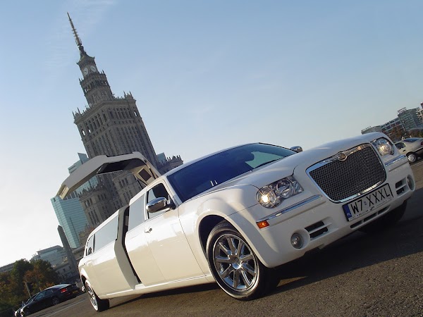 XXL Limousines - Warsaw Limo Service