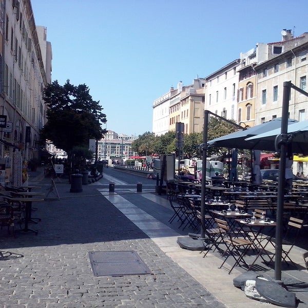 Place aux Huiles