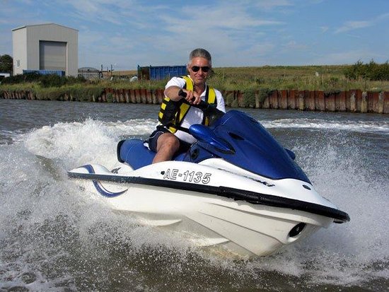 Essex Powerboat School